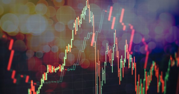 金融背景股票市场图表。商人手分析投资图表的黄金，外汇和交易市场。图片下载