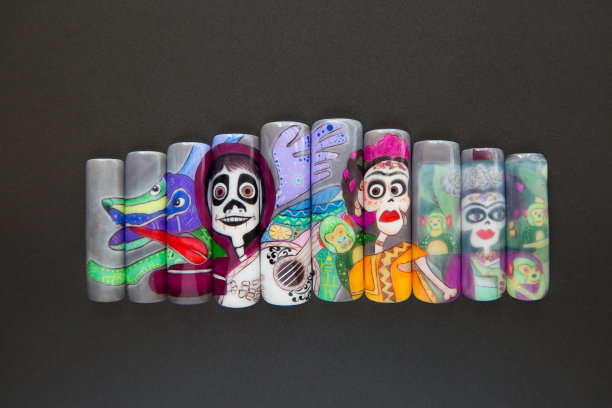 墨西哥亡灵节美甲艺术作品图片下载