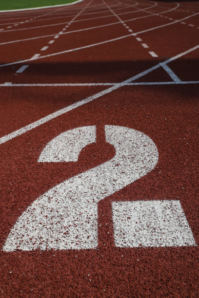 红色的跑道图片下载