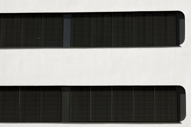 建筑物上的百叶窗图片下载