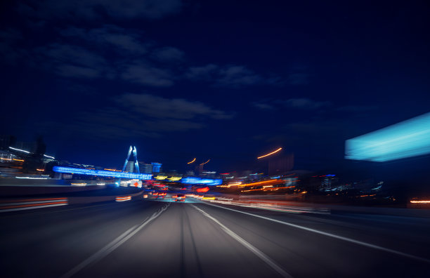 接近迈阿密市中心附近的收费站图片下载