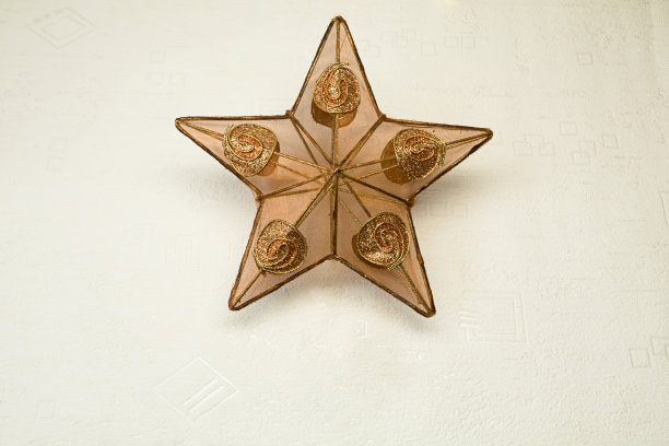 圣诞装饰在一个白色的背景纹理雪圣诞贺卡图片下载