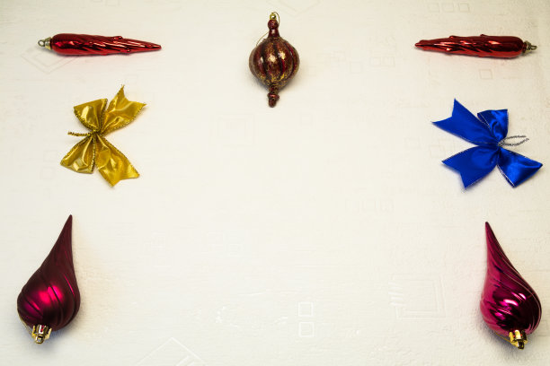 圣诞装饰在一个白色的背景纹理雪圣诞贺卡图片下载