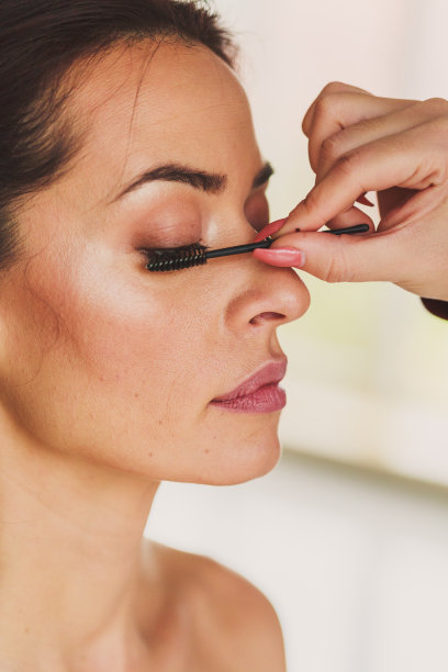 睫毛膏是你的好朋友图片下载