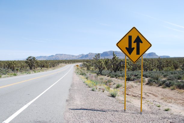 沙漠公路图片下载