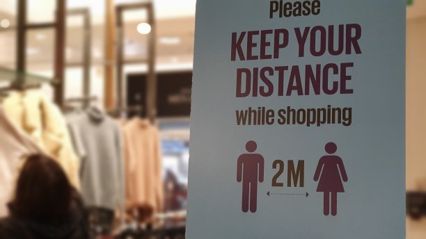 保持你的距离图片下载