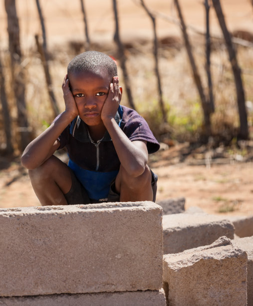 非洲的孩子图片下载