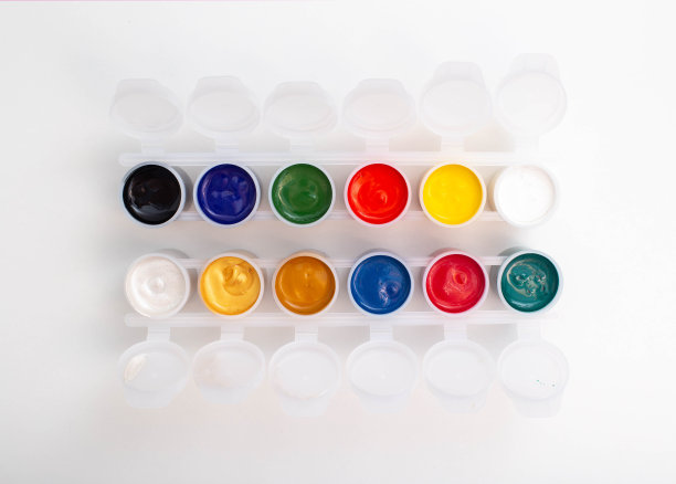 一套在白色背景上的彩色水彩颜料图片下载