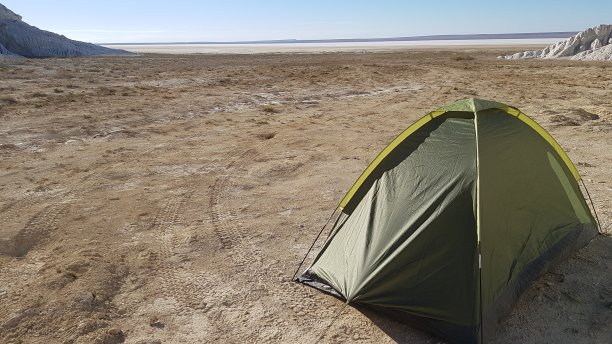 史诗般的哈萨克沙漠，哈萨克斯坦西部，中亚图片下载