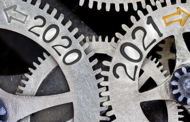 金属车轮与2021年新年图片下载