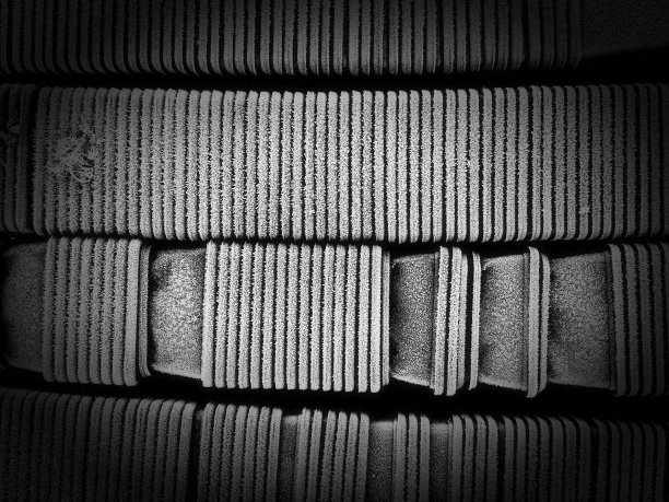 单色照片的许多方形花盆磨砂，使复杂的图案图片下载