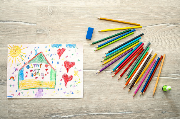 在纸上画了一个呆在家里的话图片下载