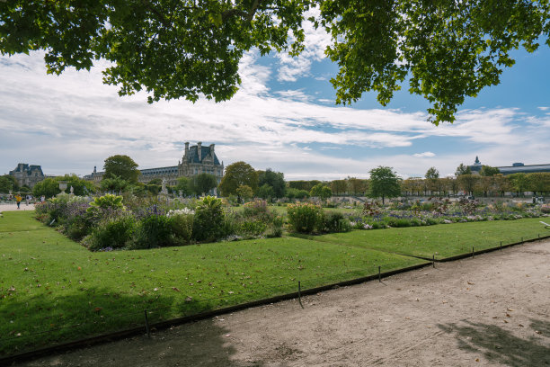 法兰西大教堂的园丁图片下载