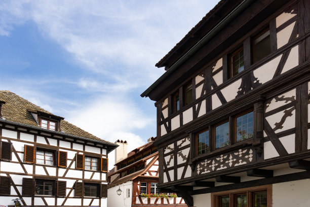 法国斯特拉斯堡的木结构房屋图片下载