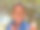一个穿着蓝色t恤的非洲小孩在博茨瓦纳村庄的院子里图片下载