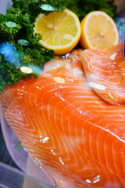 三文鱼红片鱼片包装图片下载