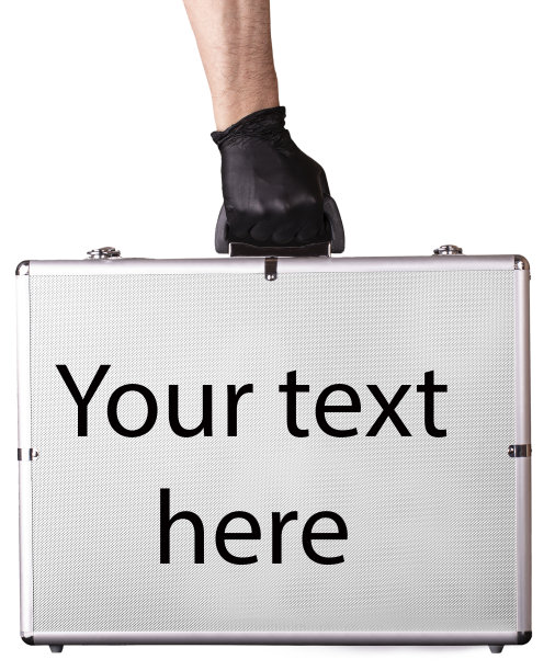 大型铝制行李箱，双手戴黑色安全手套图片下载