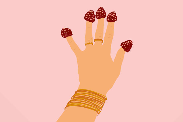 女性手指上的草莓图片下载