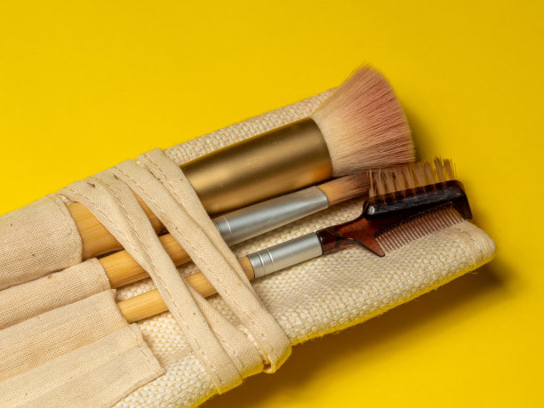 化妆刷的特写图片下载