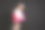 优雅的女人拿着购物袋，黑色星期五的概念图片下载