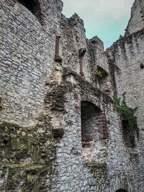 美丽的城堡废墟“兰德克”在“Baden-Württemberg”在德国西南部。图片下载