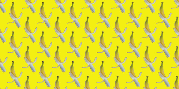 无缝模式与香蕉在黄色的背景。装饰、包装、横幅用图纸。广告。图片下载