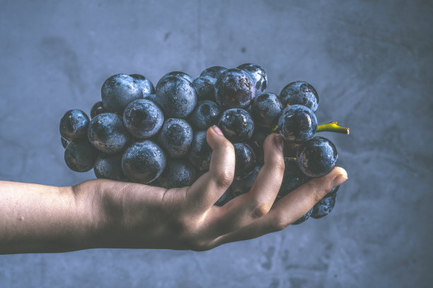 黑葡萄酿酒图片下载
