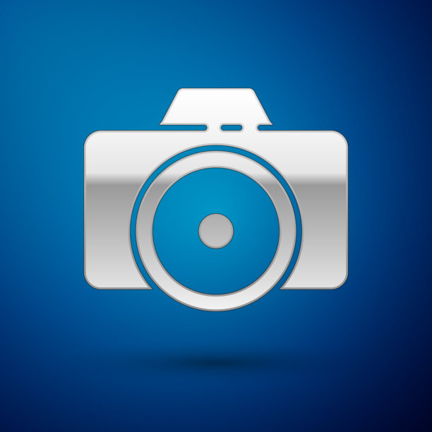 银色照片相机图标孤立在蓝色图片下载