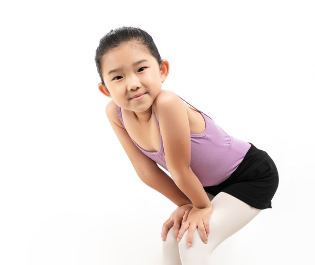 白色背景上的小舞者图片下载