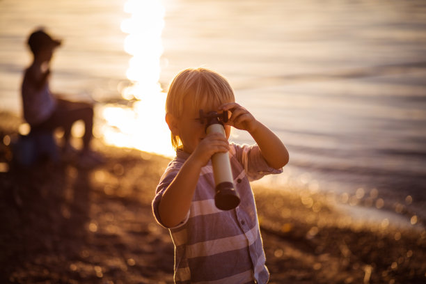 寻找冒险。图片下载