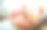 女孩向后看的特写图片下载