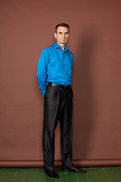 45岁男子的特写摄影图片下载