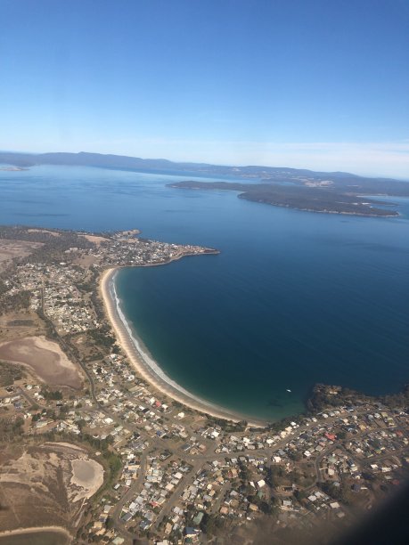 从飞机上俯瞰塔斯马尼亚岛图片下载