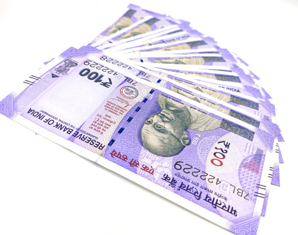印度货币被孤立在白色背景上图片下载