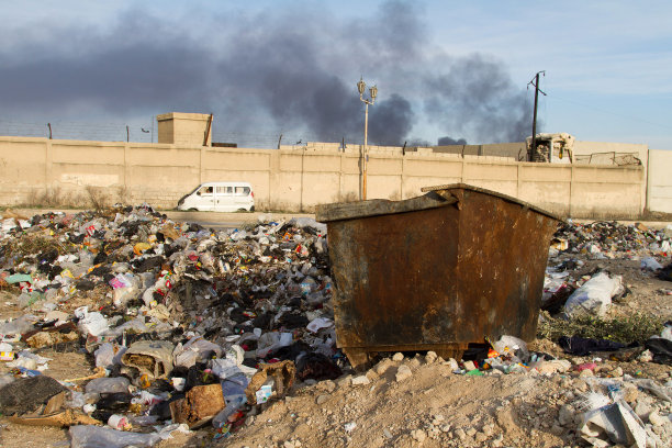 大马士革附近杜马的破坏图片下载