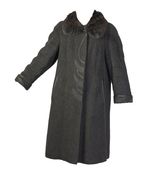 女性的羊毛外套，有一个孤立在白色背景上的兜帽。图片下载