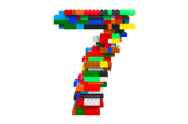 7从彩色的积木，3D渲染孤立的白色背景图片下载