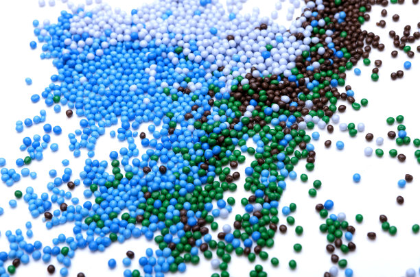 用于保护地球生态平衡的再生塑料材料图片下载