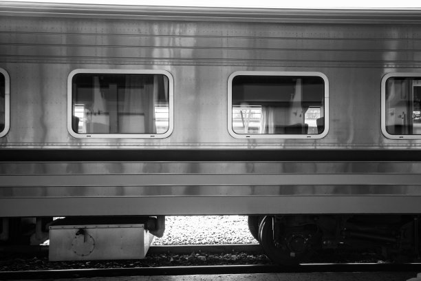 泰国曼谷火车站的特快列车图片下载