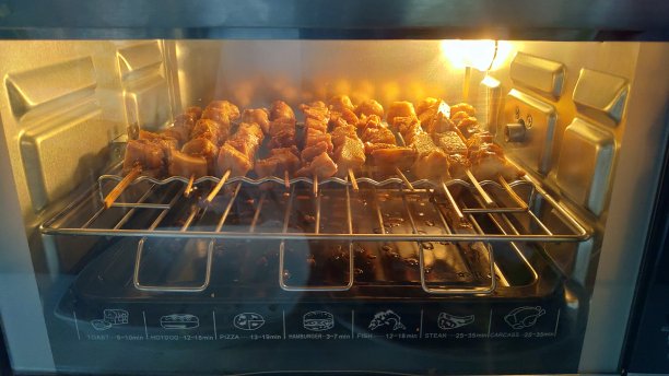 豆腐淀粉，串成串，然后像沙爹一样烤图片下载