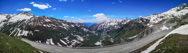 从Furkapass观看雪山的超宽全景图片下载