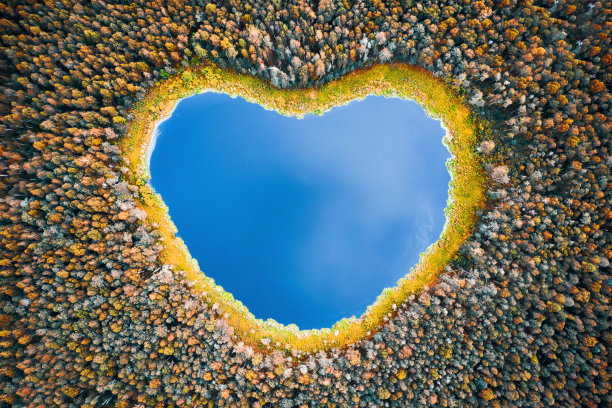 秋季湖泊景观图片下载