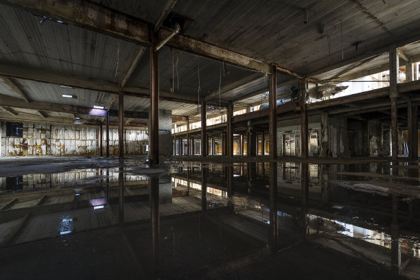 底特律废弃工厂废墟图片下载