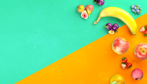 富含维生素的健康水果。有机新鲜甜水果。苹果，香蕉，橘子，李子，草莓。健康的饮食习惯。3 d渲染。图片下载