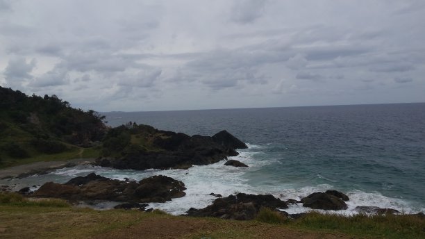 海滩和岩石图片下载