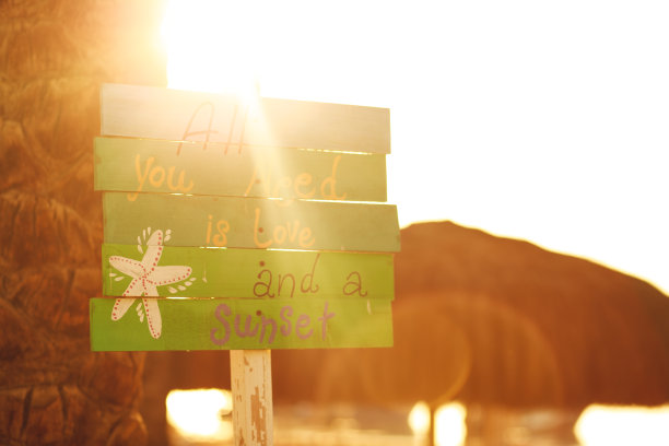 享受阳光的最佳海滩图片下载