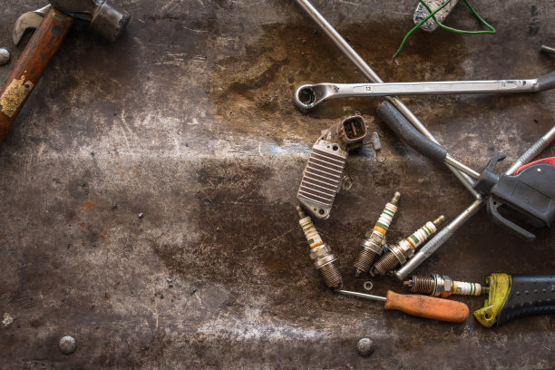 技工用的扳手和工具图片下载