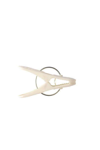 白色塑料衣夹孤立在白色背景图片下载