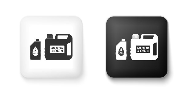 黑色和白色塑料筒电机机油图标隔离在白色背景。油价每加仑。换油服务和维修。机油的迹象。方形按钮。向量图片下载