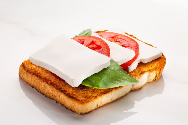 早餐项目西红柿奶酪三明治图片下载